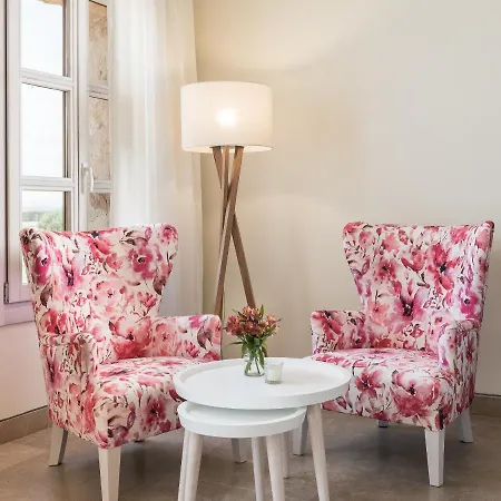 Sa Franquesa Nova Hotel 4*